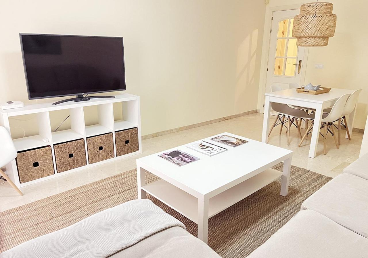 Apartamento Primera Linea Estepona By Isa Hoteles Exterior foto